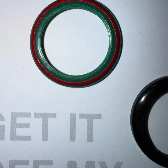 Gucci Bezels - Green/Red and Black - Picture 2 of 7